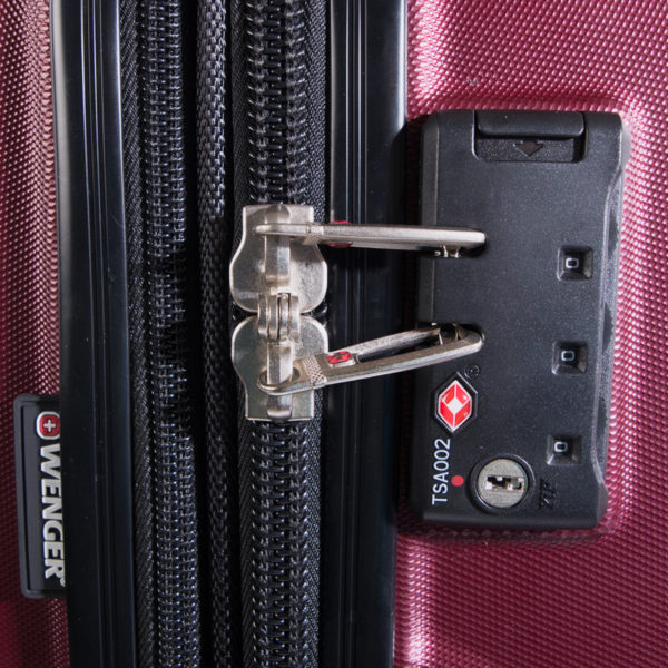 Swiss Gear St. Moritz Collection 23″ Hardside Luggage with