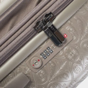 Motif-Femme_26_tsa_2d2a1ad0-2ea4-406a-aded-9d11cfe7e80f_1024x1024