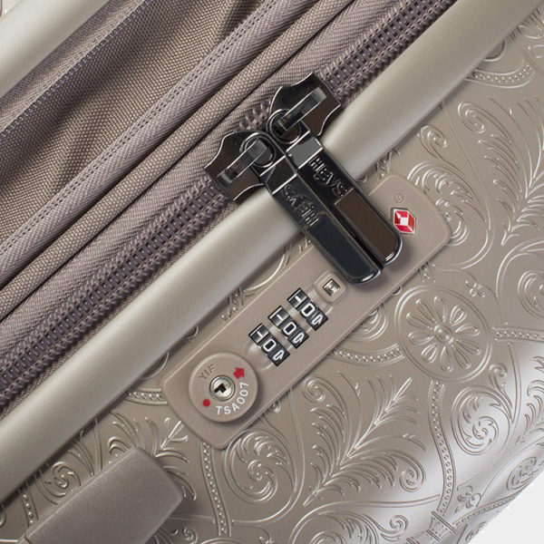 Motif-Femme_26_tsa_5346c932-57ac-4ceb-82e1-8b3900b75a0e_1024x1024