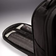 PROD_COL_63122_1041_LAPTOP COMPARTMENT