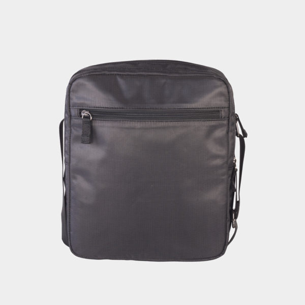 r5029q-black-back