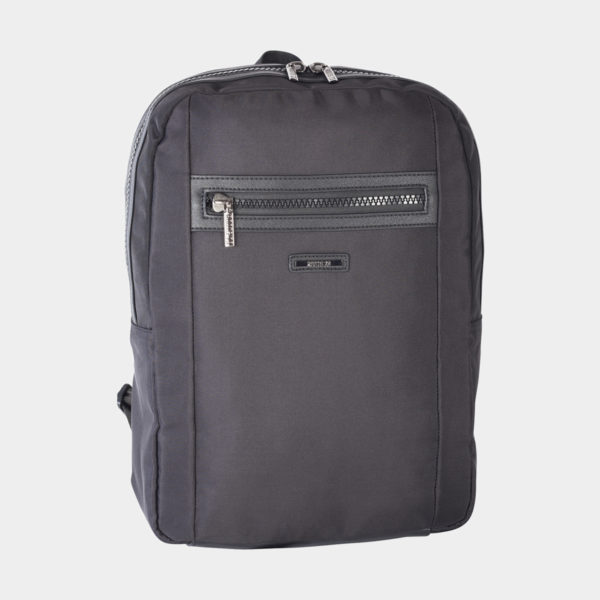 r5235-black-front-angled